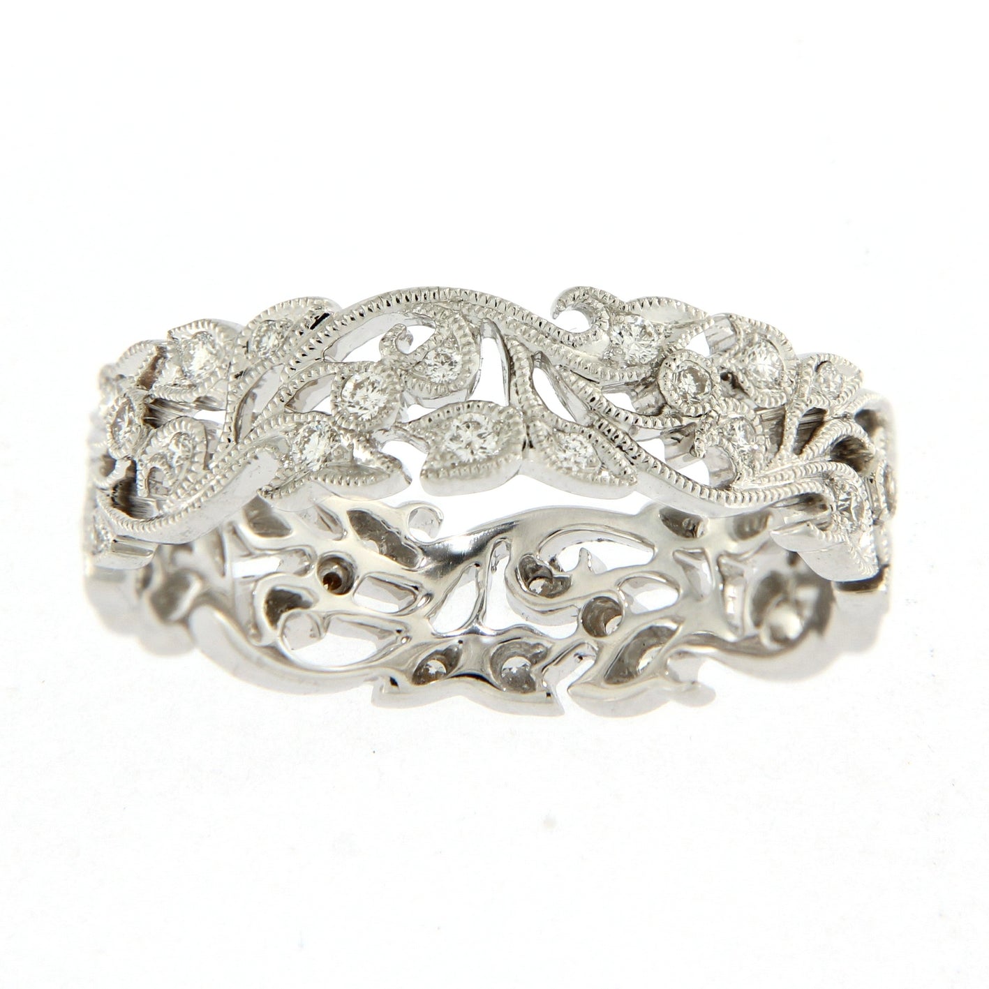 Ungar & Ungar Round Brilliant Cut Diamond Azalea Ring